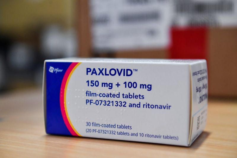 Paxlovid (nirmatrelvir tablets and ritonavir tablets) Paxlovid (nirmatrelvir tablets and ritonavir tablets)